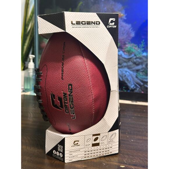 Legend advanced composite football ages 9-12 JUNIOR SIZE - Picture 4 of 4